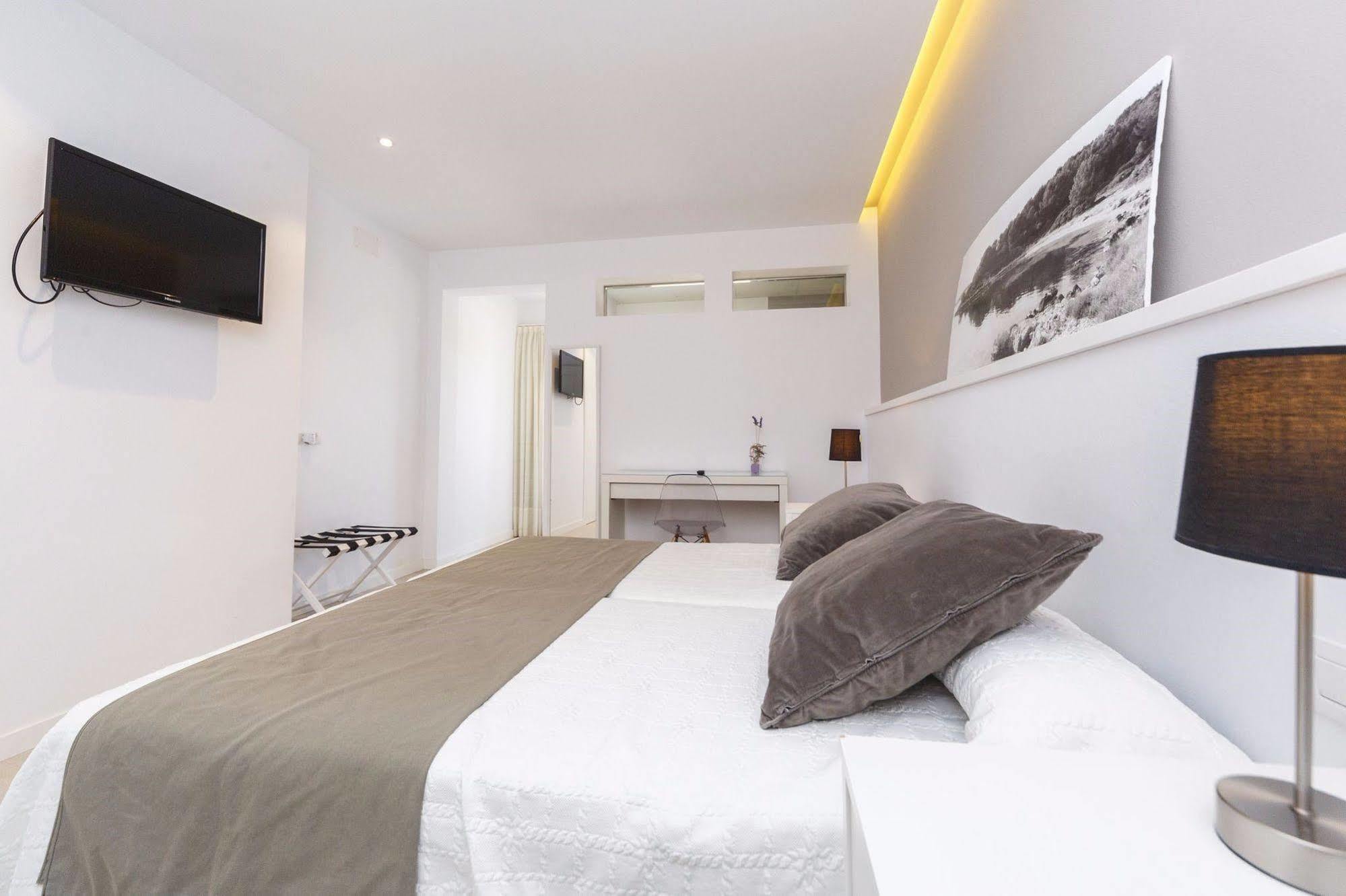 Hostal La Palma Fornells (Menorca) Exterior foto